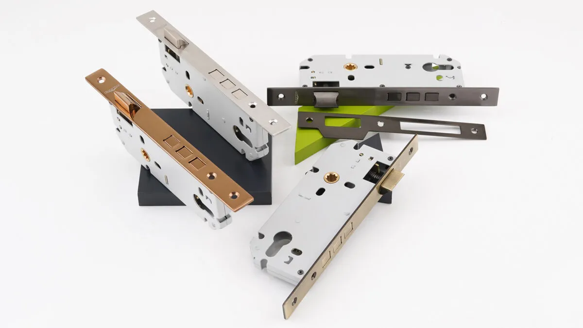 lock body baby latch